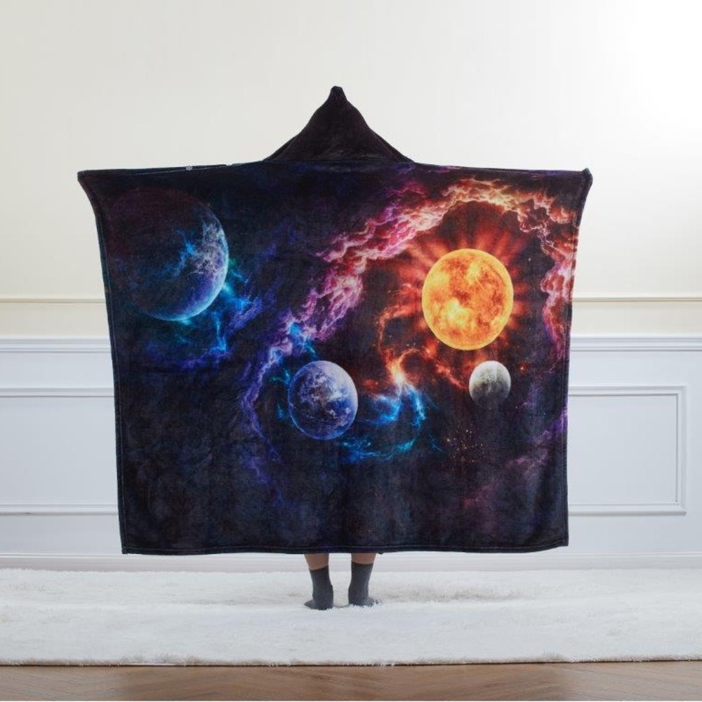 NWT - Regal Comfort Wearable Throw Blanket - Galaxy